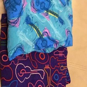 LuLaRoe TC GUITAR leggings gently worn (2) pairs